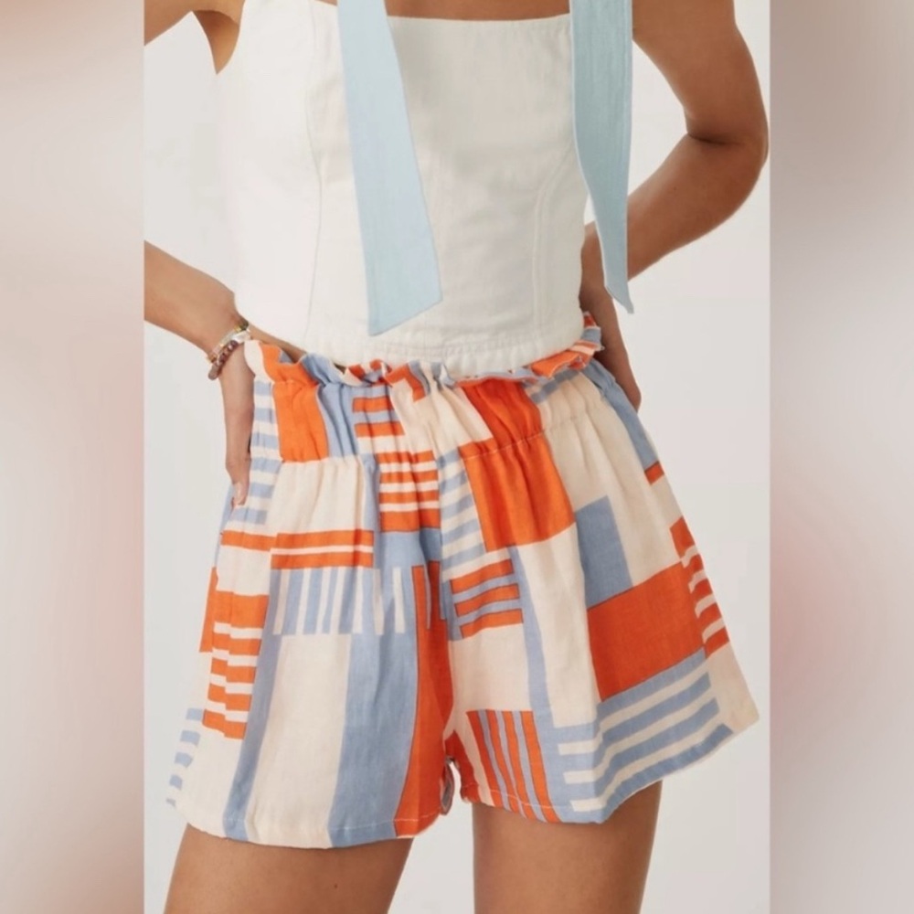 Faithfull the Brand Habana shorts in Ylang print 100% linen high elastic pull on - Picture 1 of 9